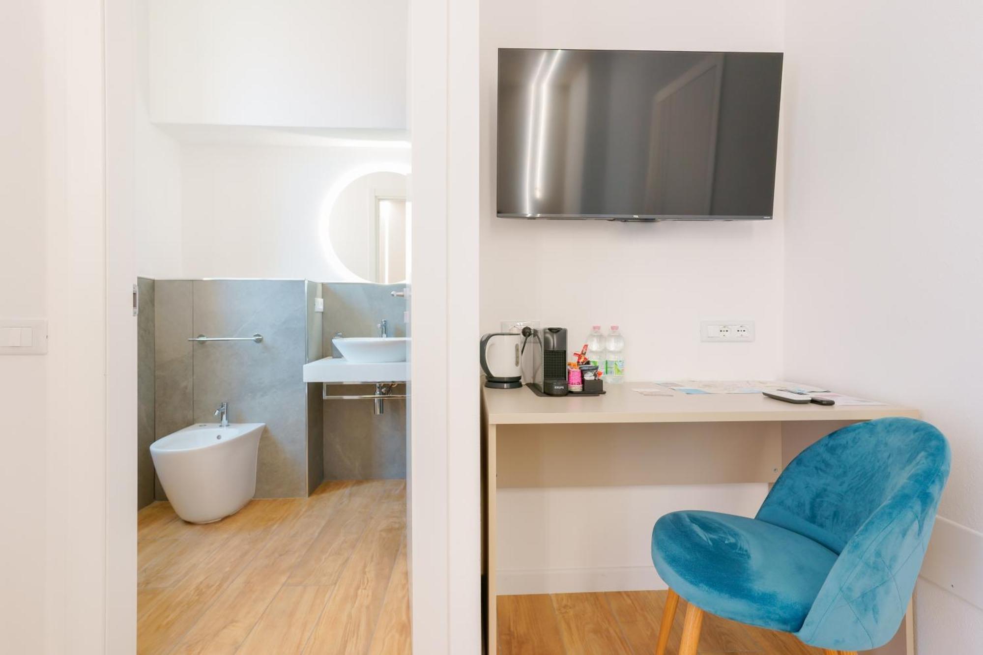 Aqua Comfort Rooms - Eja Sardinia Cagliari Ngoại thất bức ảnh