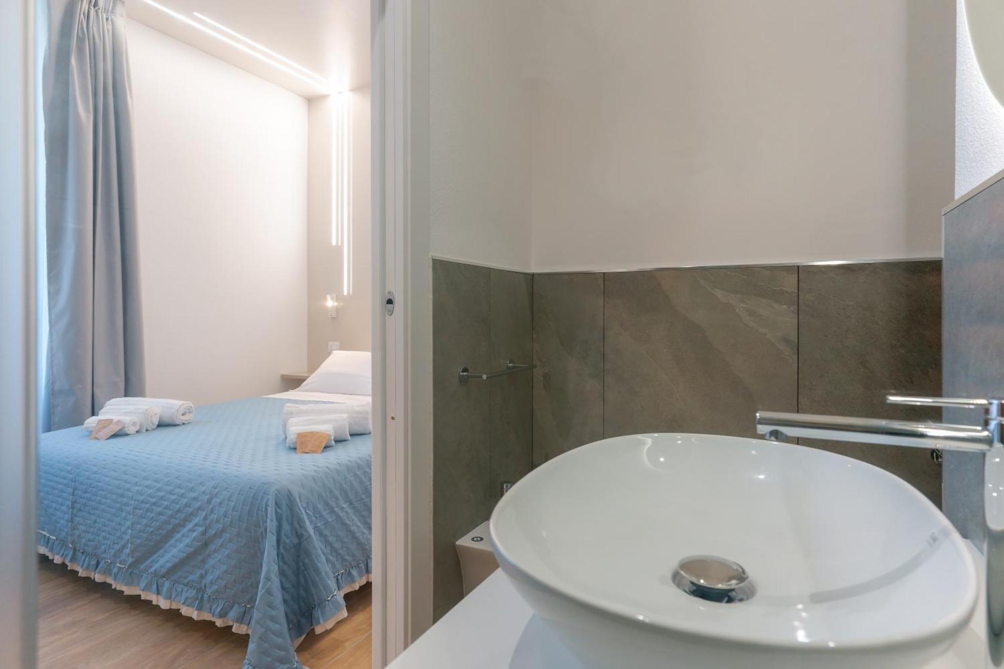 Aqua Comfort Rooms - Eja Sardinia Cagliari Ngoại thất bức ảnh