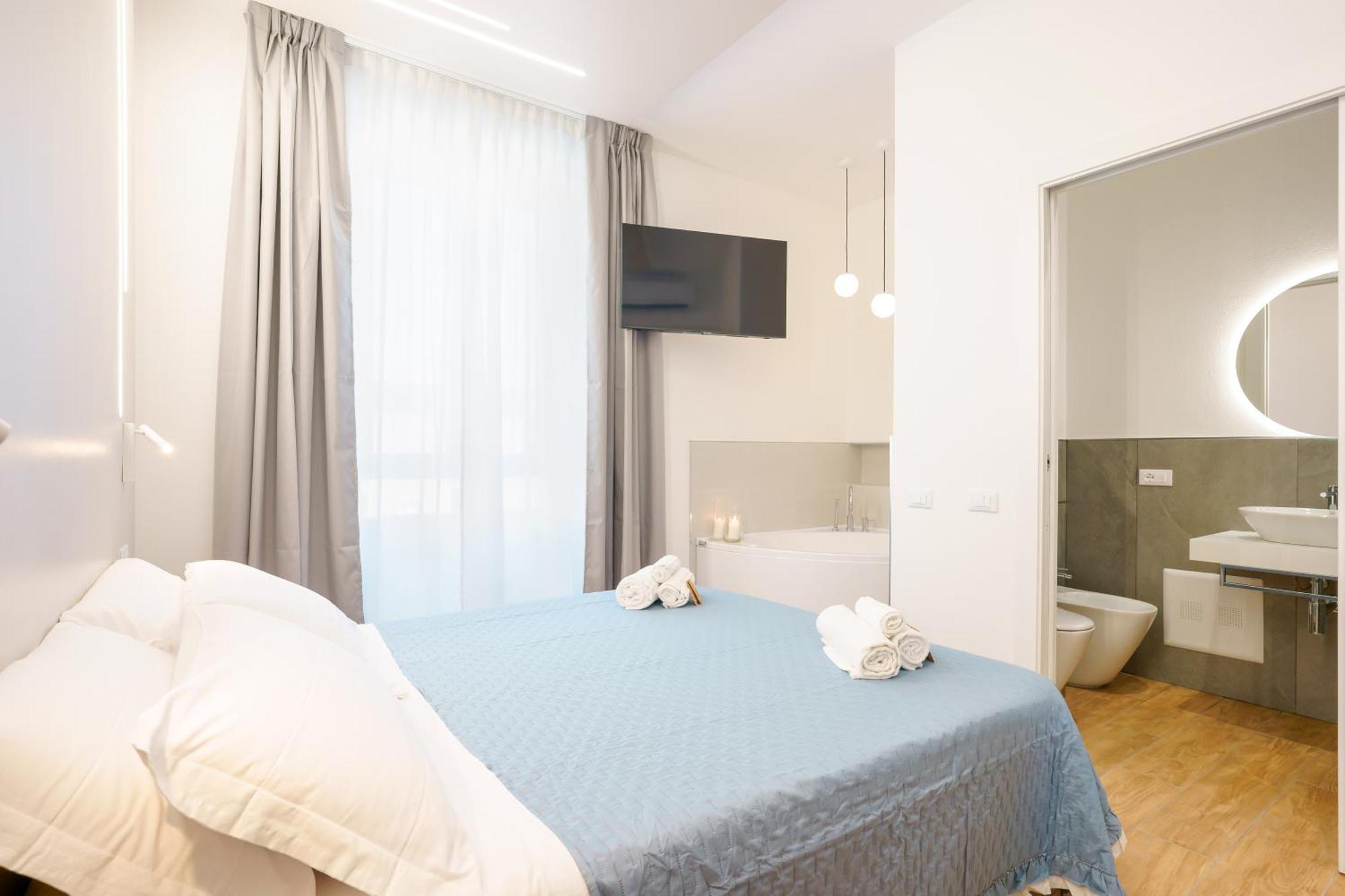 Aqua Comfort Rooms - Eja Sardinia Cagliari Ngoại thất bức ảnh